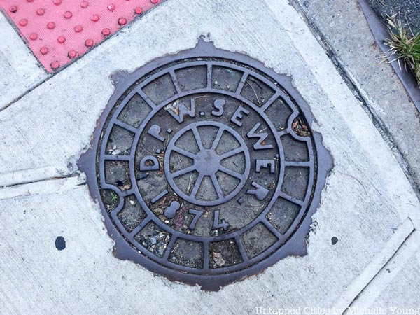 Nap-cong-DPW-Sewer-Manhole-1874-NYC