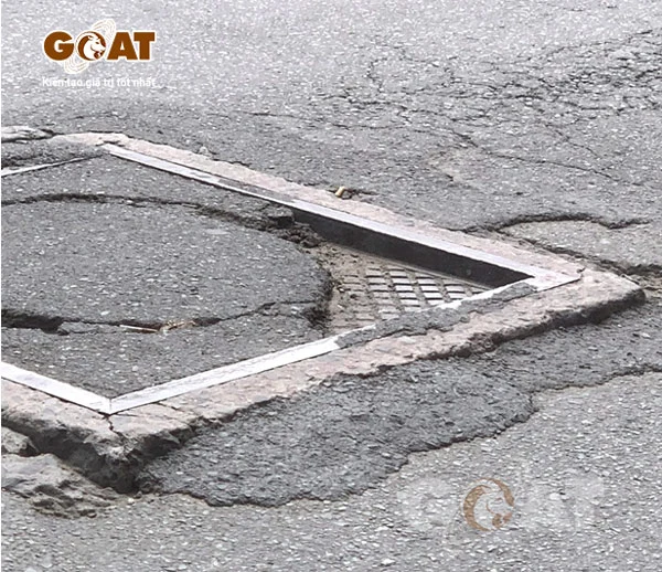 Hiện tượng sụt lún quanh nắp hố ga khi nâng mặt đường