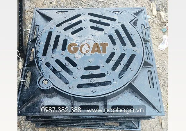 Nắp hố ga khung âm thoát nước GOAT - Hình ảnh thực tế